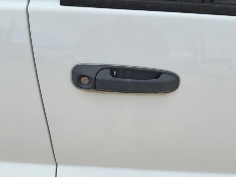 2002-2011 Dodge Dakota (mid-size) Outside Door Handle RH