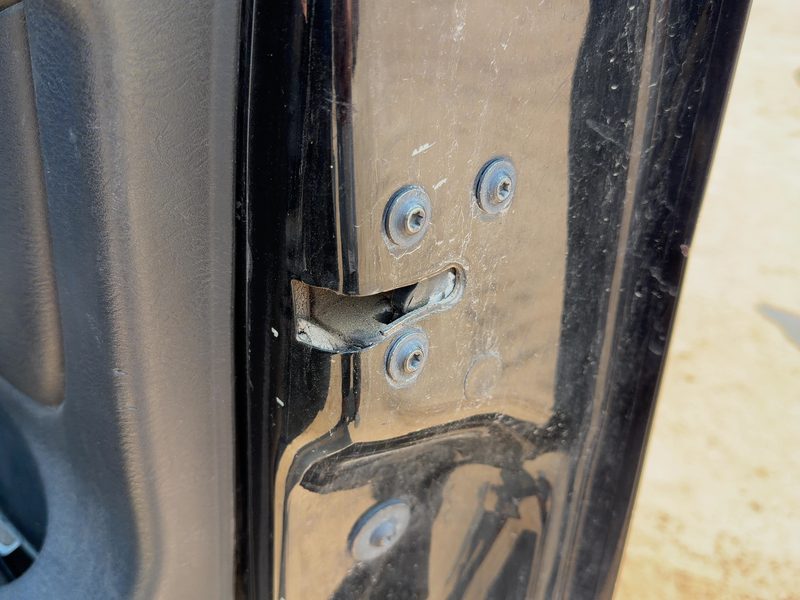 2002-2009 Dodge Ram Pickup 1500 Series Front Door Latch RH