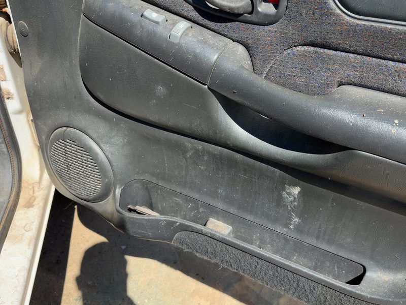 1998-2001 Blazer S10/jimmy S15 Front Door Trim Panel RH