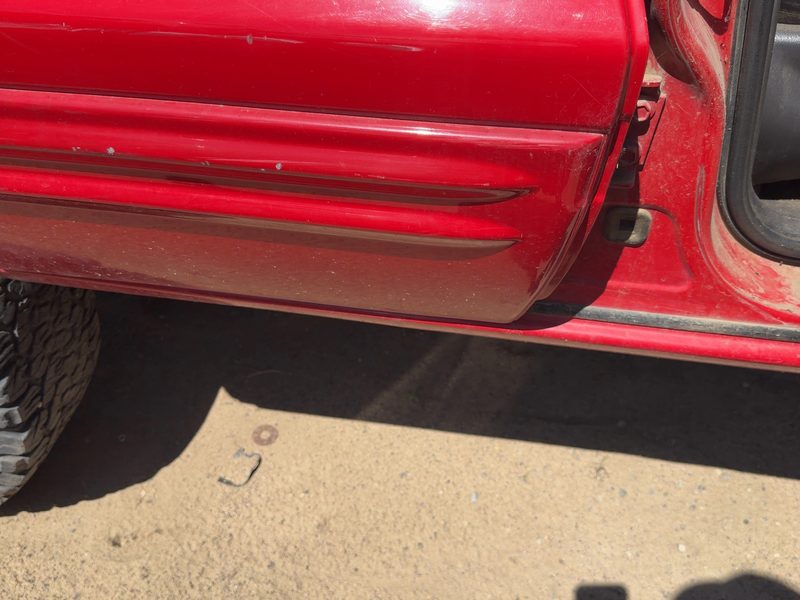 1999-2004 Jeep Grand Cherokee Rear Door Moulding RH