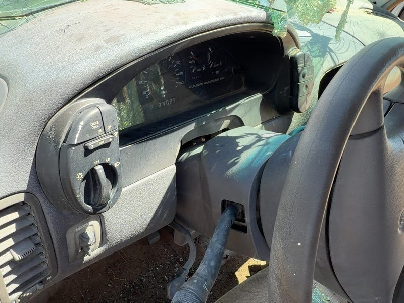 1996-1998 Mercury Villager Dash Panel