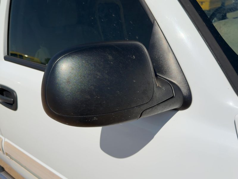 2003-2007 Chevrolet 2500 Silverado Pickup Door Mirror RH