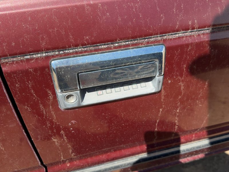 1987 Nissan Maxima Outside Door Handle RH
