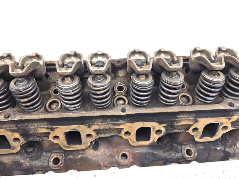 1978-1985 Ford Pickup F100 Series Cylinder Head
