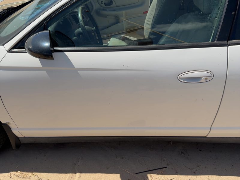 2000-2007 Monte Carlo Front Door LH
