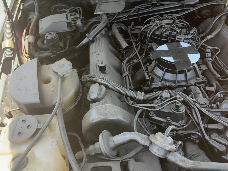1976-1980 Mercedes 450 Cylinder Head