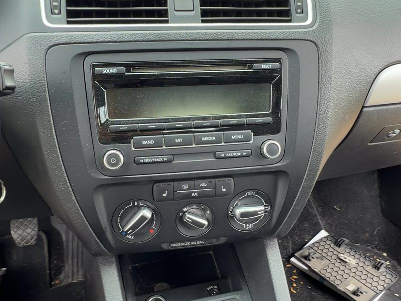 2011-2018 Jetta Except Gli Dash Panel