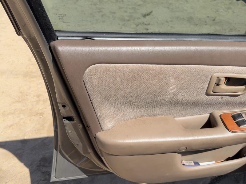 1997-1999 Toyota Camry Front Door Trim Panel LH