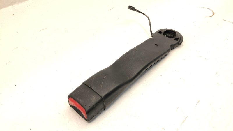 2001-2002 Chevrolet 2500 Silverado Pickup Front Seat Belt