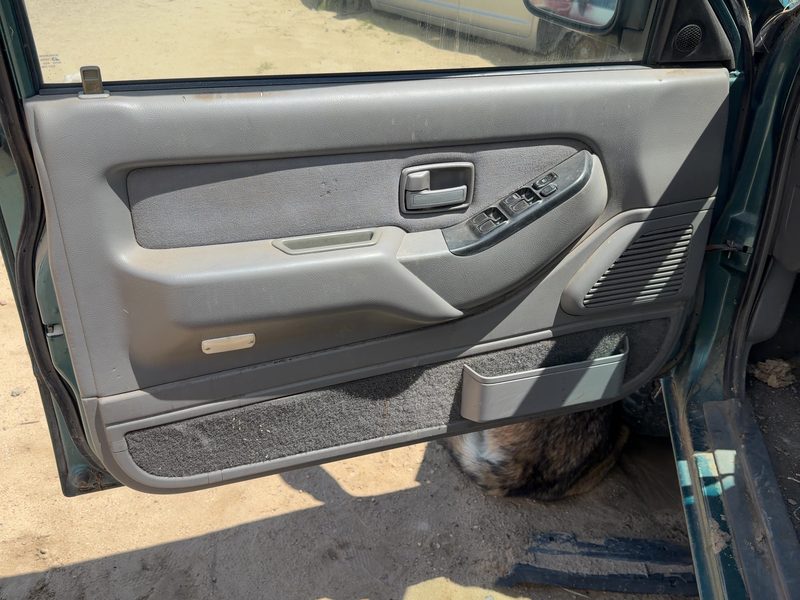 1995 Isuzu Rodeo Front Door Trim Panel LH