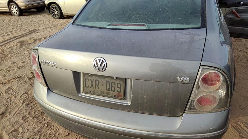 2002-2005 (discontinued) Passat Trunk/Decklid/Hatch/Tailgate