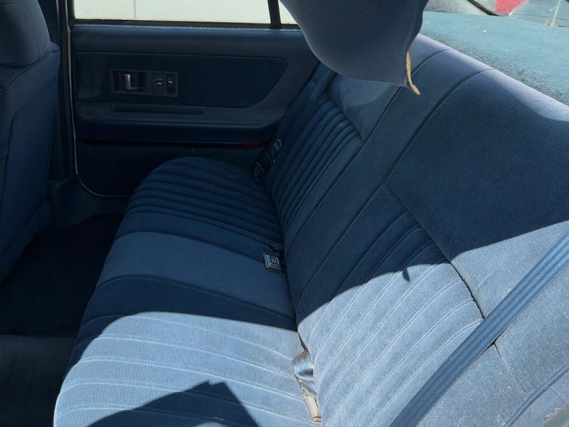 1993 Oldsmobile Eighty-eight (80 & Up) Rear Seat Belt RH