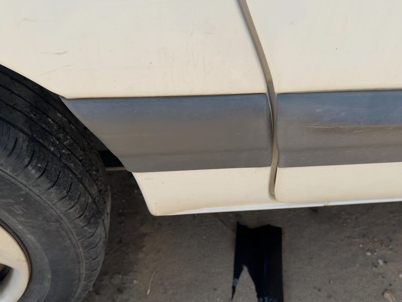 1999 Chrysler Town & Country Quarter Panel Moulding RH