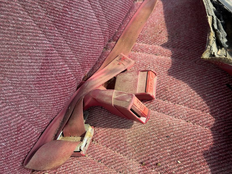 1991 Dodge Dakota (mid-size) Front Seat Belt RH