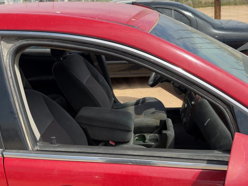 2006-2016 Chevrolet Impala (80 & Up) Front Door Glass/Window RH