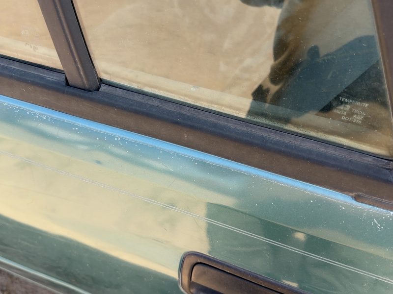 1995 Isuzu Rodeo Rear Door Moulding LH