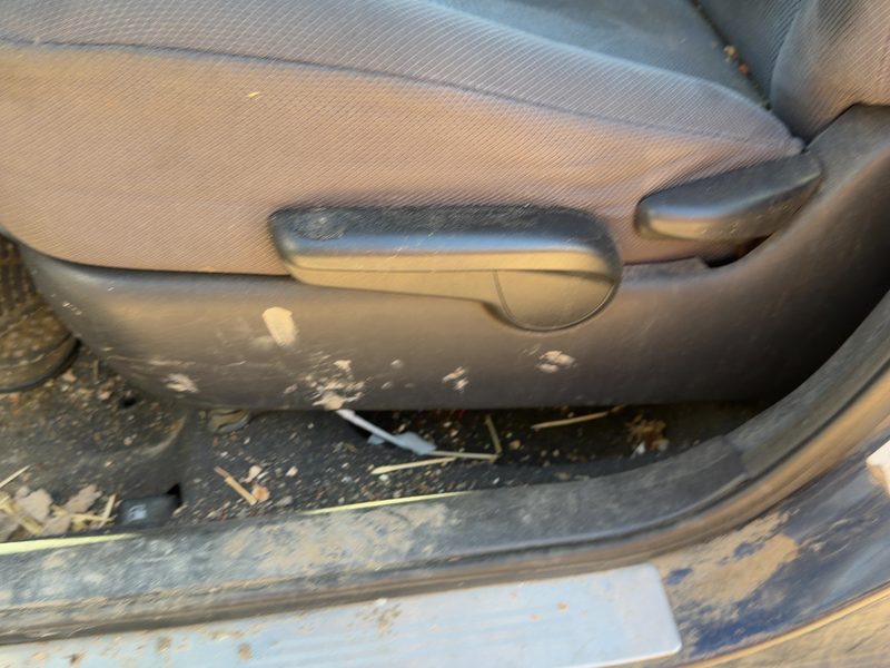 2005 Toyota Matrix Seat Track LH