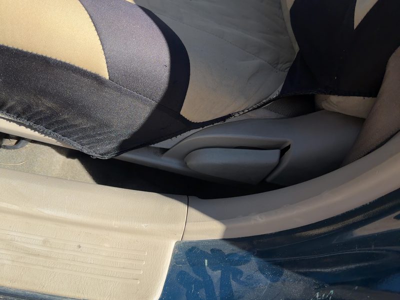 1999 Toyota Corolla (also See FX 87-88) Seat Track LH