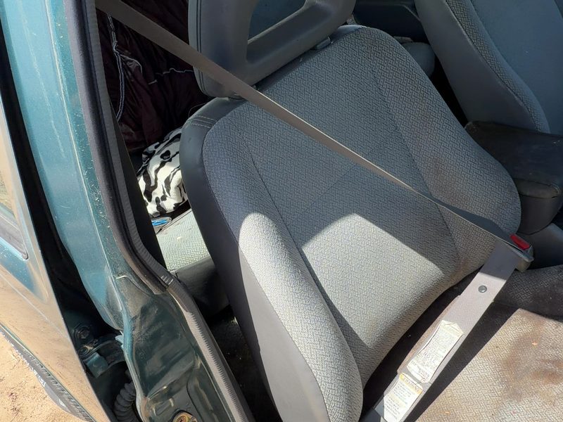 1995 Isuzu Rodeo Front Seat Belt RH