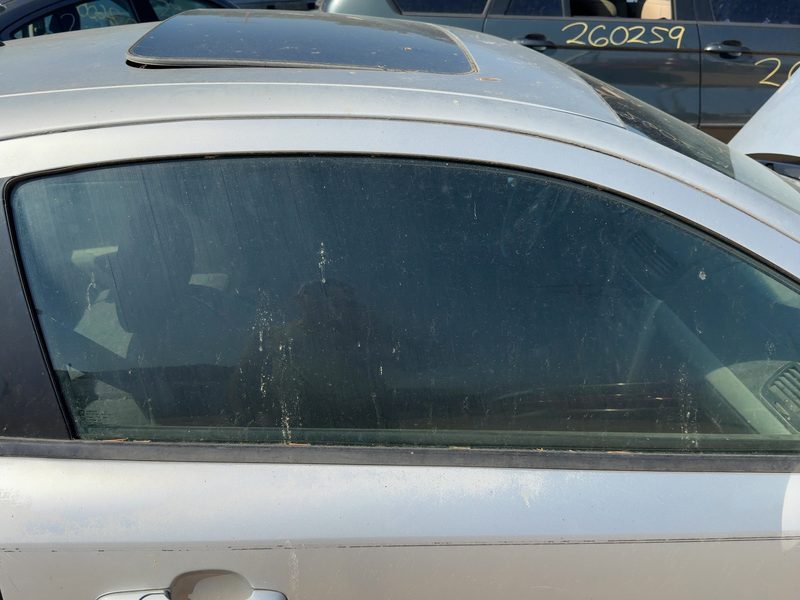2005-2010 Chevrolet Cobalt Front Door Glass/Window RH