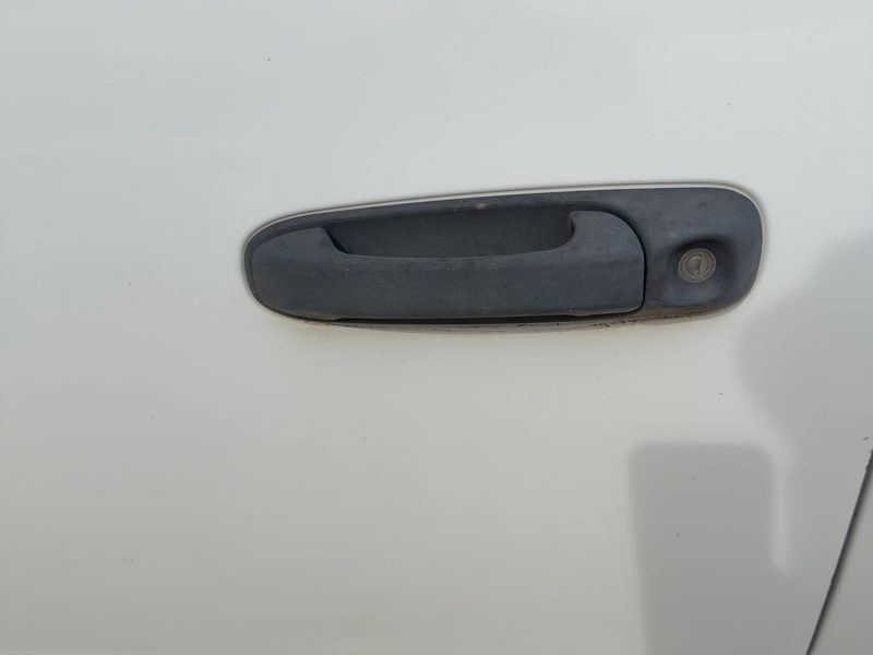 2002-2011 Dodge Dakota (mid-size) Outside Door Handle LH