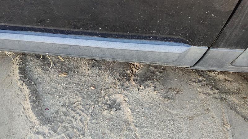 2005-2009 Land Rover Lr3 Front Door Moulding RH