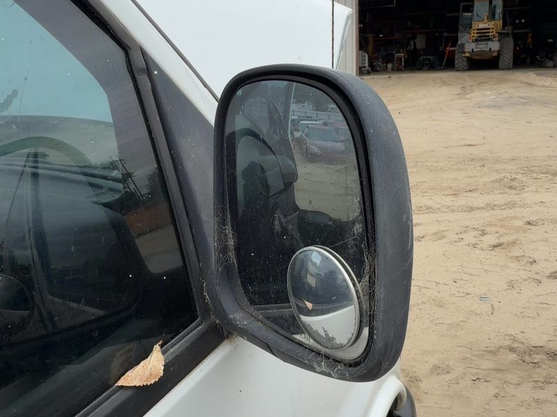 1996-2002 Chevrolet Van Express 2500 Series Door Mirror RH