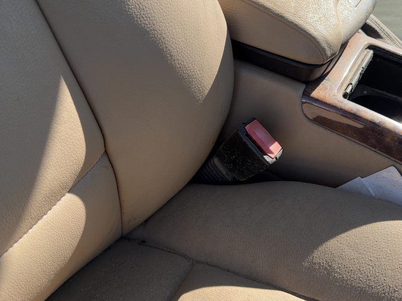 2000-2010 BMW X5 Front Seat Belt RH