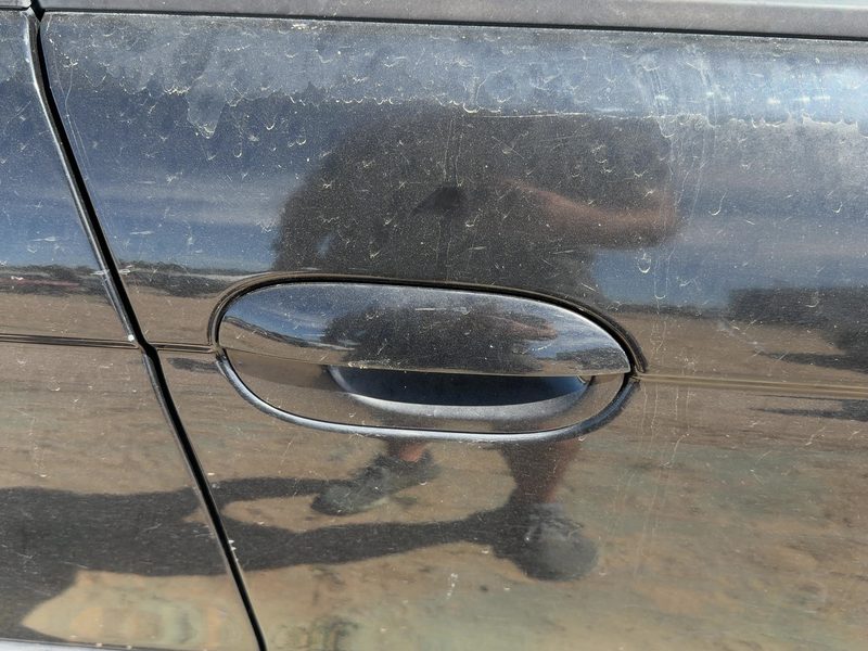 2000-2003 BMW 530i Outside Door Handle RH