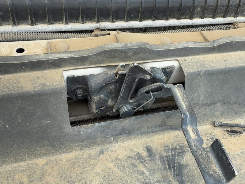 1999-2007 Ford F350 Super Duty Pickup Radiator Support