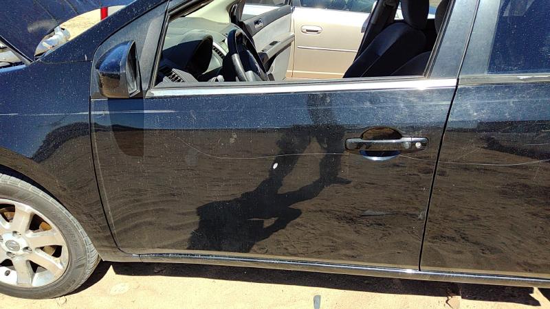 2007-2012 Nissan Sentra Front Door LH