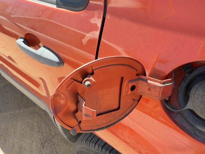 2001-2007 Ford Escape Fuel Tank Door
