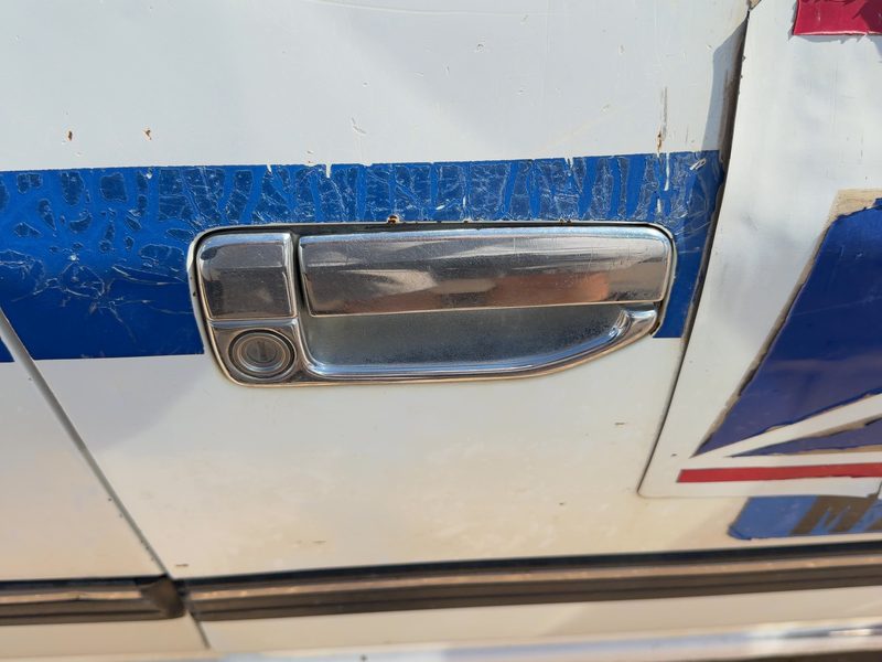 1994 Subaru Legacy/ Outback Outside Door Handle RH