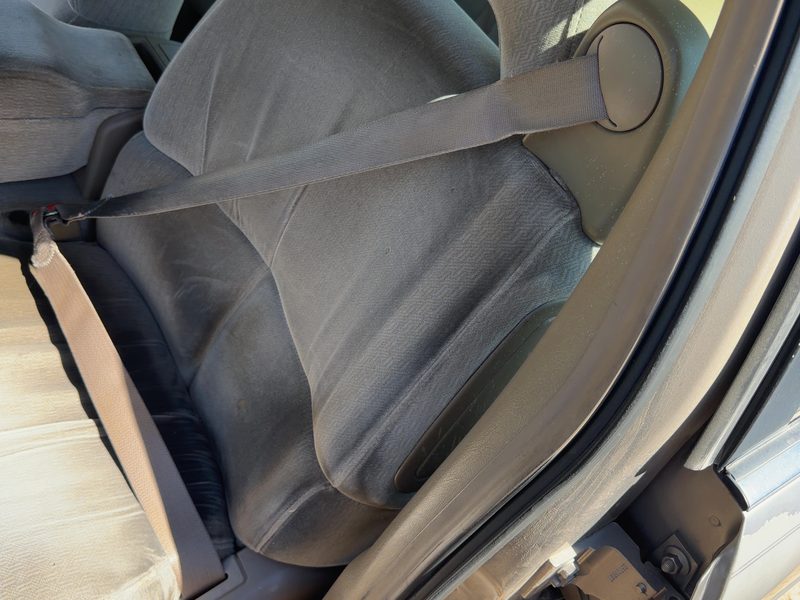 2000-2005 Buick Lesabre (80 & Up) Front Seat Belt LH