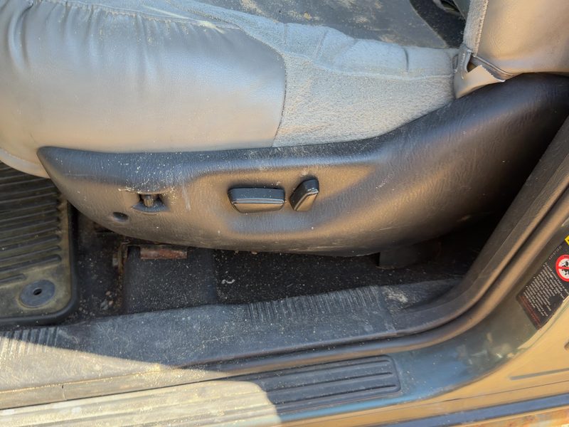 2002 Jeep Grand Cherokee Seat Track LH