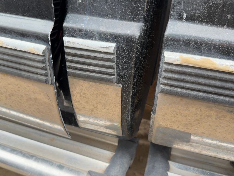 1993 Chevrolet Pickup 1500 Series Quarter Panel Moulding LH