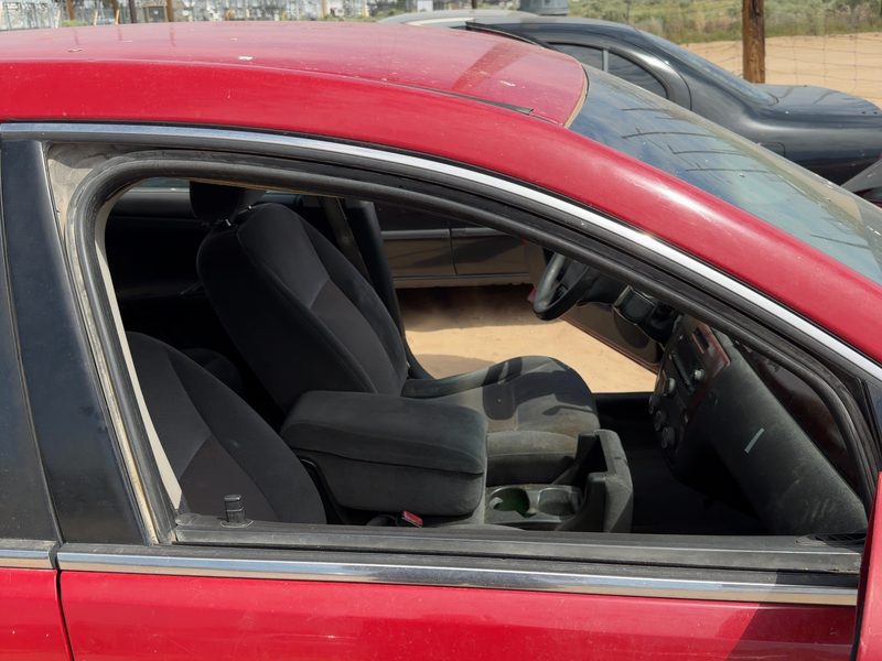2006-2016 Chevrolet Impala (80 & Up) Front Door Glass/Window RH