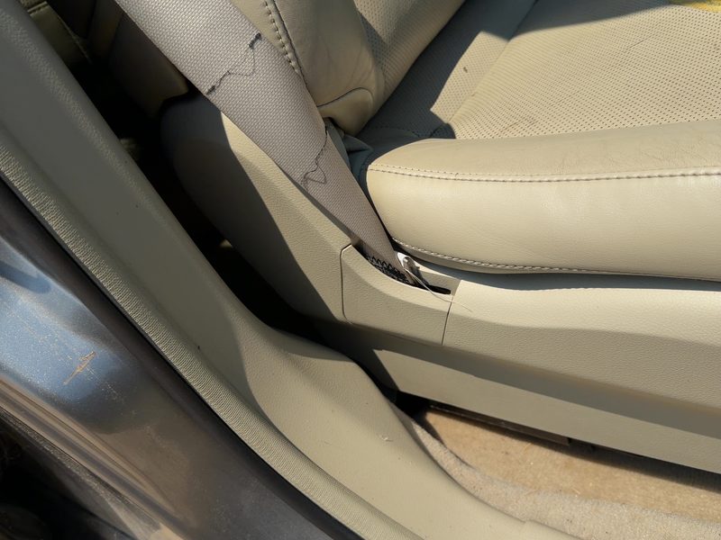 2003 Infiniti FX Series Seat Track RH