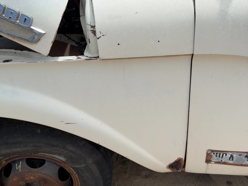 1972-2067 Ford Pickup F350 Series Fender LH