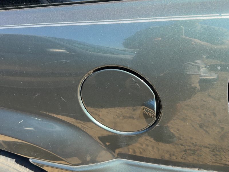 1999-2004 Jeep Grand Cherokee Fuel Tank Door