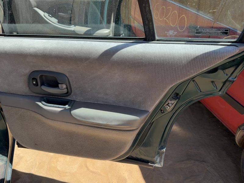 1998-2000 Lumina (also See Lumvan) Rear Door Trim Panel RH