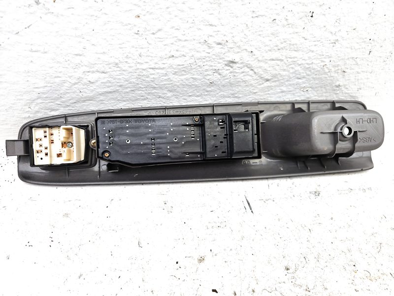 2005-2006 Toyota Camry Door Switch Front LH