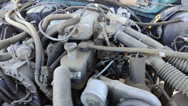 1987-1996 Ford Pickup F150 Series Cylinder Head