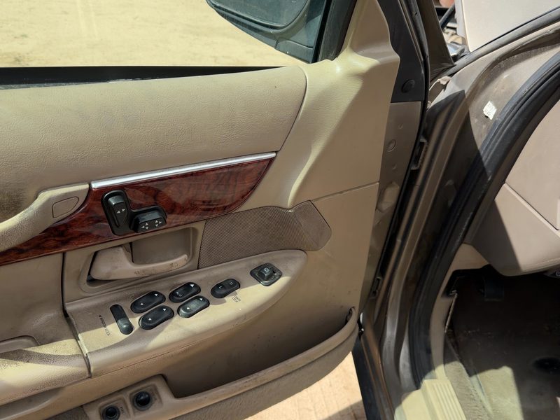 2000-2003 Mercury Grand Marquis (79 & Up) Front Door Trim Panel LH