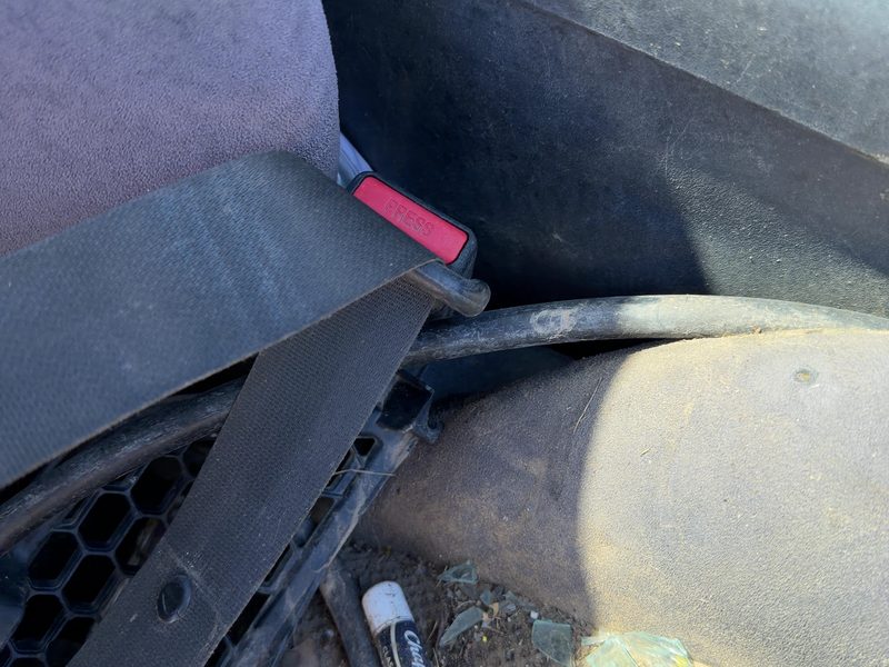 2004-2012 Mitsubishi Eclipse Front Seat Belt RH