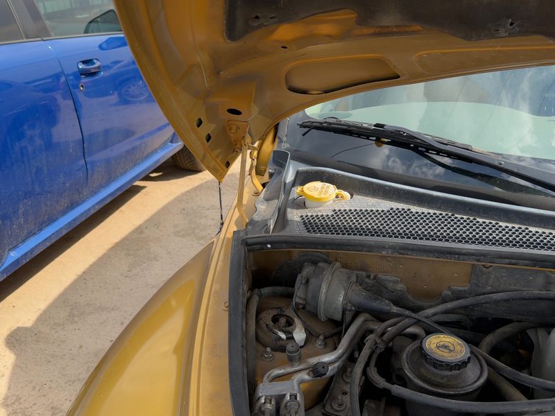 2001-2010 Pt Cruiser Hood Hinge RH