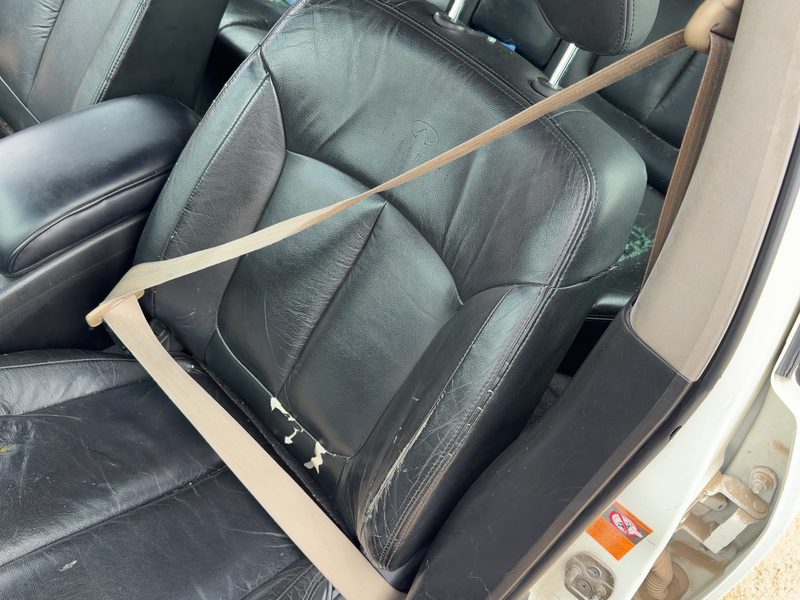 2000-2001 Infiniti I30 Front Seat Belt LH
