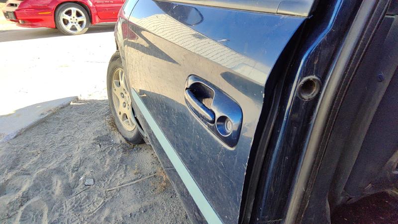 2001-2003 Dodge Caravan Front Door LH