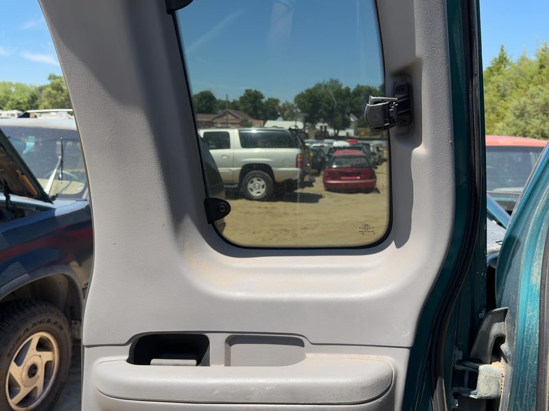 1997-1998 Ford Pickup F150 Series Rear Door Trim Panel RH
