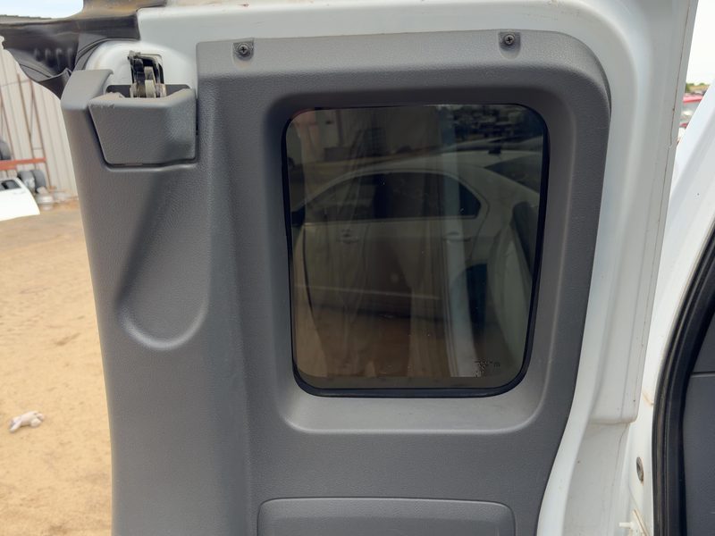 2005-2007 Dodge Dakota (mid-size) Rear Door Trim Panel RH